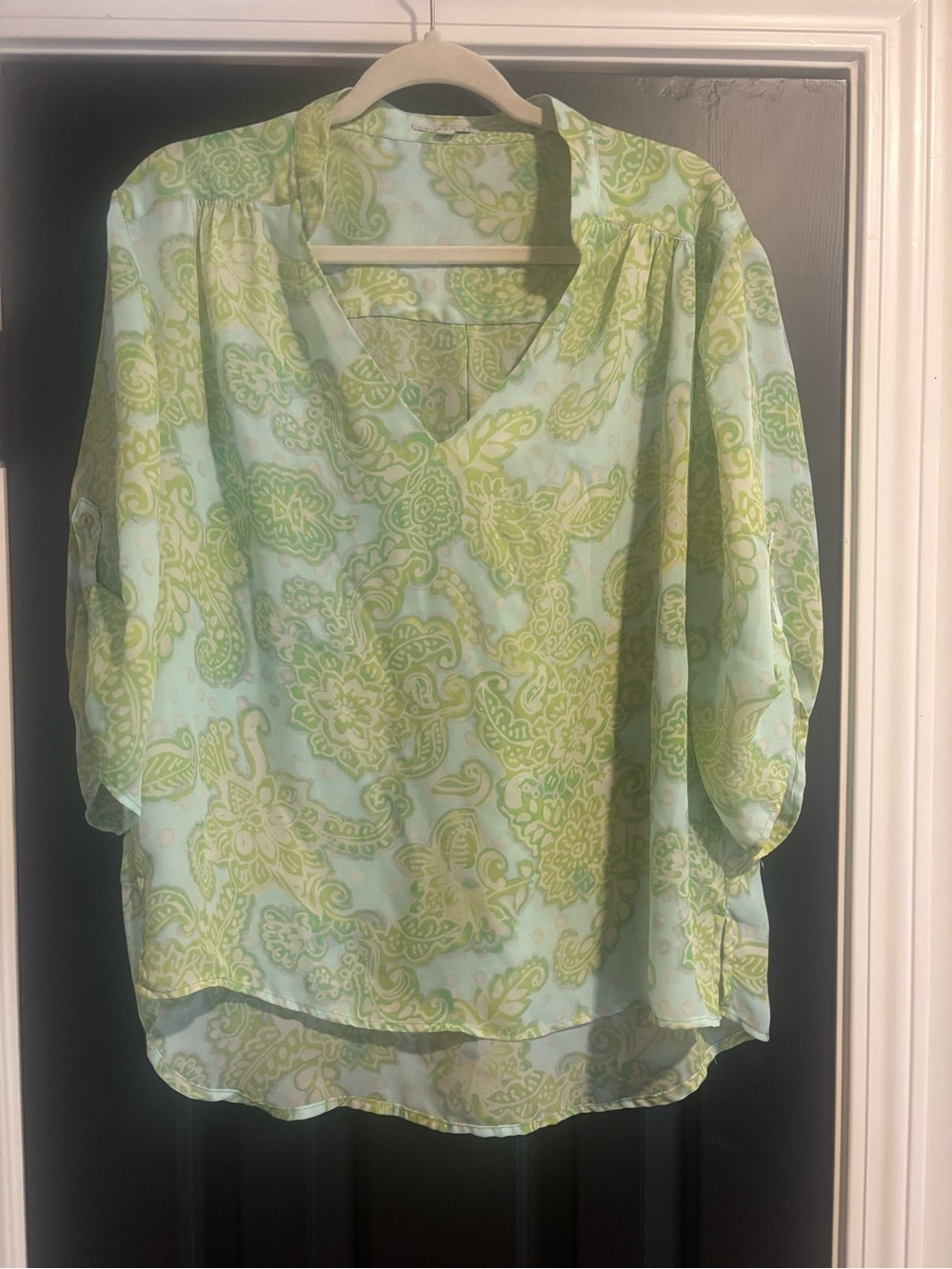 Light Green Paisley V‑Neck Women's Blouse